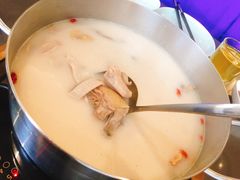 -捞王锅物料理(上海世茂广场店)