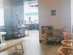 大堂-必胜客(百联又一城店)