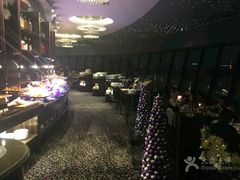 -广州花园酒店-凌璇阁360度高空海鲜自助餐CAROUSEL