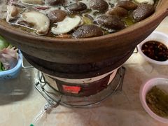 -威邵鸡煲(西华路总店)