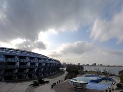 -上海滴水湖皇冠假日酒店