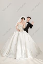 -雅云婚纱摄影工作室旗舰店