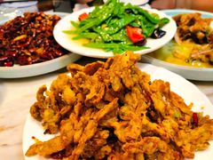 -川人川菜馆·小龙虾·鲜虾现做(黄山路店)