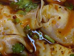 -八二小区抄手(龙湖上城天街店)