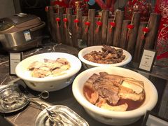 -广州万富希尔顿酒店·感趣自助餐厅·金秋蟹宴生蚝海鲜刺身