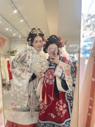 -一揽芳华汉服旗袍体验馆(拙政园店)