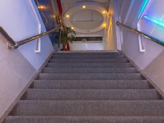 -足来足往养生会所