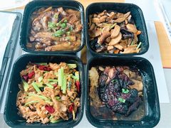-老码头黑皮肘子锅包肉熏酱水饺(文政街店)