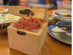 -包整·丝娃娃(一览甲秀楼风景店)