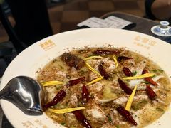 -渔语鱼新川菜Bistro(万象天地店)