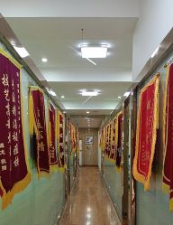 -苗医生专业祛痘·皮肤管理