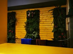 -钢管厂五区小郡肝串串香(奥克斯广场锦城万达店)