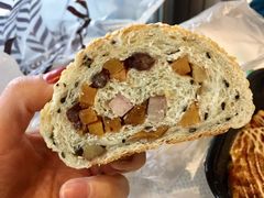 -Dough&Joe团憩(瑞虹天地月亮湾店)