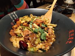 -风光老灶麻辣香锅(大成路翠微百货店)