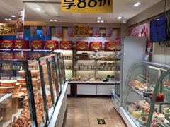 面包甜点陈列柜-味多美蛋糕(亚非大厦店)