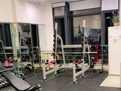 -中田健身工作室(绿地大道店)
