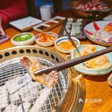 这家地下烤肉店还不错哟