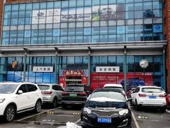 -上汽MG体验中心(徐汇东安路店)