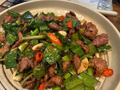 -云海肴·汽锅鸡·云南菜(天山百盛优客店)