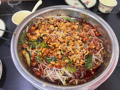-周良天山牛杂城(天山路总店)