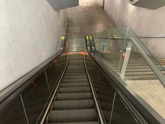 -松江南站-地铁站停车场