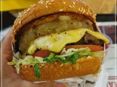 -The Habit Burger Grill 哈比特汉堡(复兴soho店)