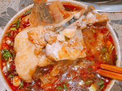 -肖肖酸萝卜鱼火锅(总店)