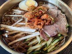 冷面-HONGA HONGA雄家(曹路店)