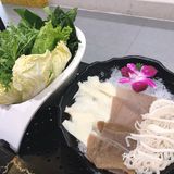 很好吃 鱼火锅上来了 鱼片薄如蝉翼