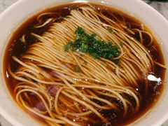 特色红汤面-萬國春·中菜馆(颐和公馆店)