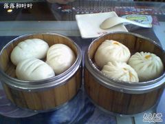 奶黄包和肉酱包-嘉和一品粥(魏公村店)