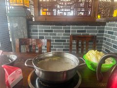 -官塘兄弟·潮汕牛肉店(官塘总店)