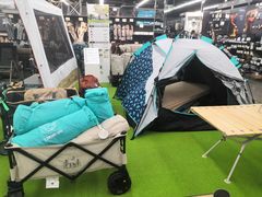 -迪卡侬(西三旗店)