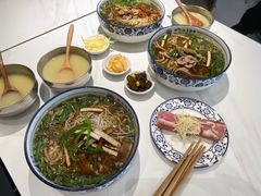 -镇南锅盖面馆(解放路店)