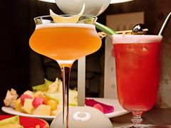 -FOUR PLAY BAR