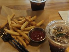 -J Create城市露营咖啡·简餐·宠物(上海动物园店)