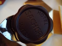 -Cafe Sacher(WIEN)