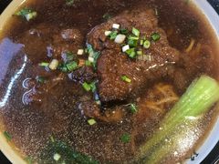 -玖鲜小笼(中山广场店)