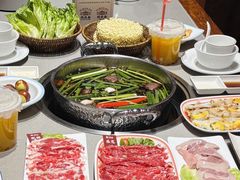 -四点金粥底火锅(沂州里店)