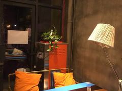 -臻鲜燕海鲜融合餐厅(金陵style店)