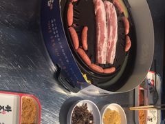 -朴太院·烤肉万岁·创意首尔料理(中联广场店)
