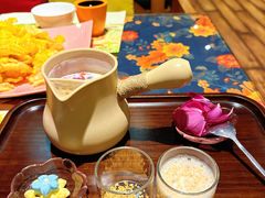 -月亮眼花园餐厅书吧酒吧