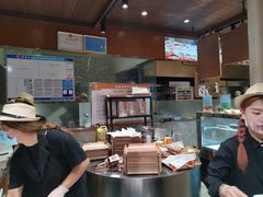 -麦陌(正弘城店)