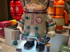 -泡泡玛特POPMART(蓝色港湾店)