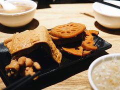 金牌卤莲藕-汪爹爹武汉牛三鲜(朝外大街店)