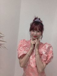 -BULB STUDIO 巴柏明星发型工作室