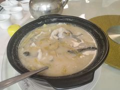 -品香菜馆(旗峰路中侨大厦店)