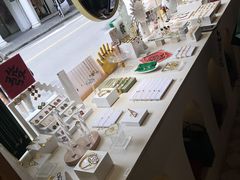 -LADY FAFA(巨鹿路陕西南路路口店)