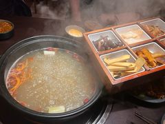 -芸鲜季·云南野生菌餐厅· 云南风物味研社(闵行店)