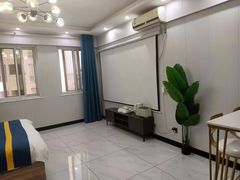 -Fashion果派影音酒店(小寨地铁站店)